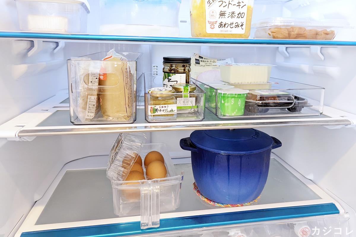 冷蔵庫の食品を透明・半透明のケースに入れる