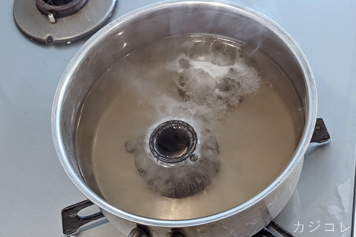 重曹で鍋や五徳の焦げ付きを煮洗い